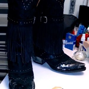 Boots worn just a few times